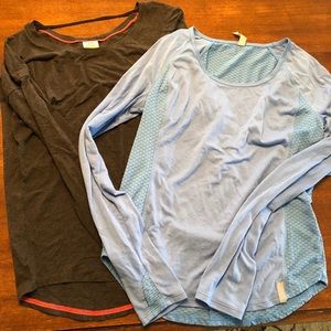 Underarmour women’s long sleeve size m